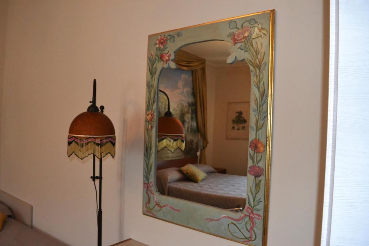 Riflessi D'Arte Bed and Breakfast Provaglio d'Iseo Exteriör bild